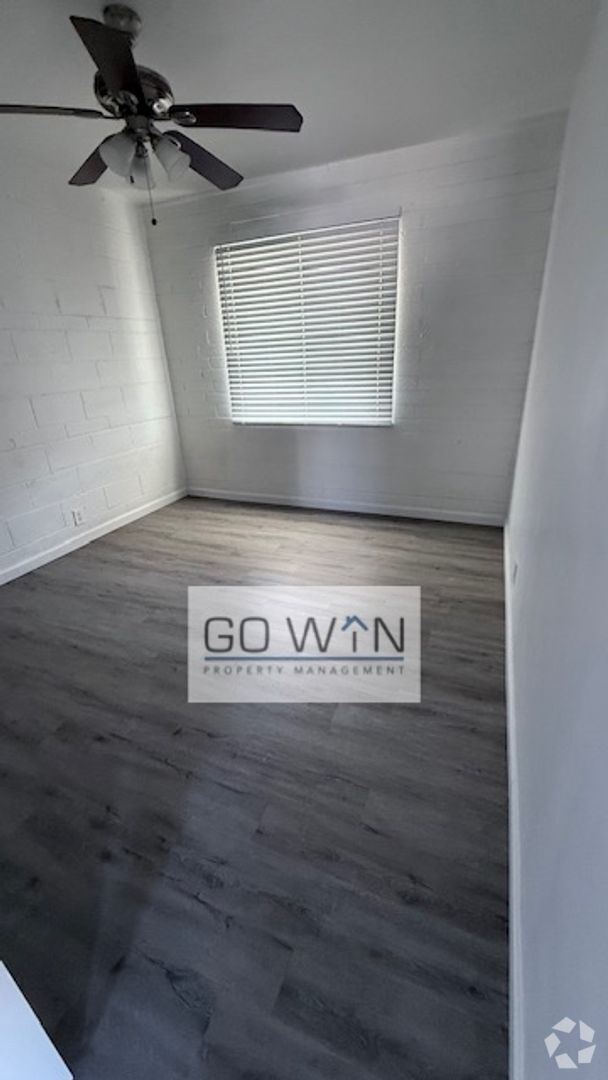 Building Photo - 2619 E Portland St Unit A Rental