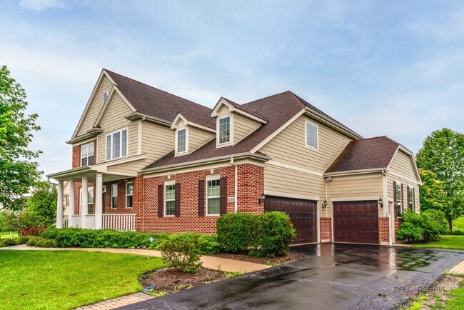 Building Photo - 23590 Sanctuary Club Dr