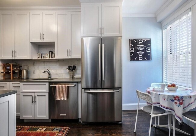 Photo - 4 Washington Ave Unit 1