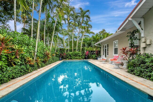 Photo - 235 Dyer Rd Unit Terrace