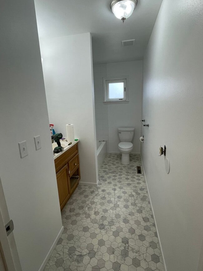 Photo - 3608-3610 Highland Drive Unidad 3610