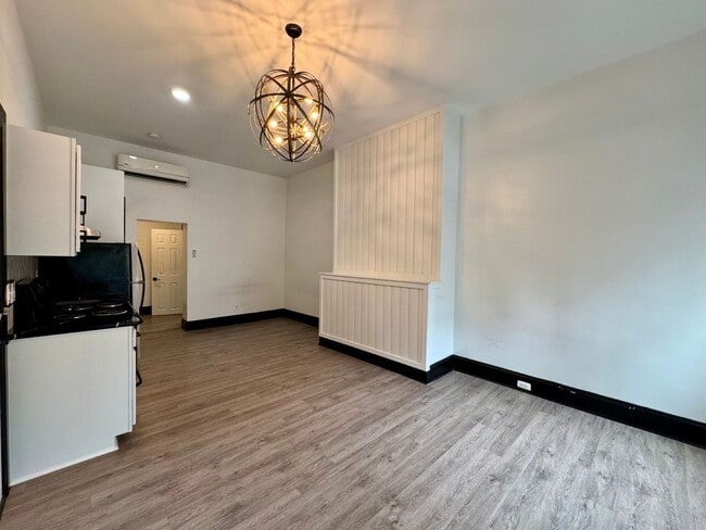 Photo - 1021 St Paul St