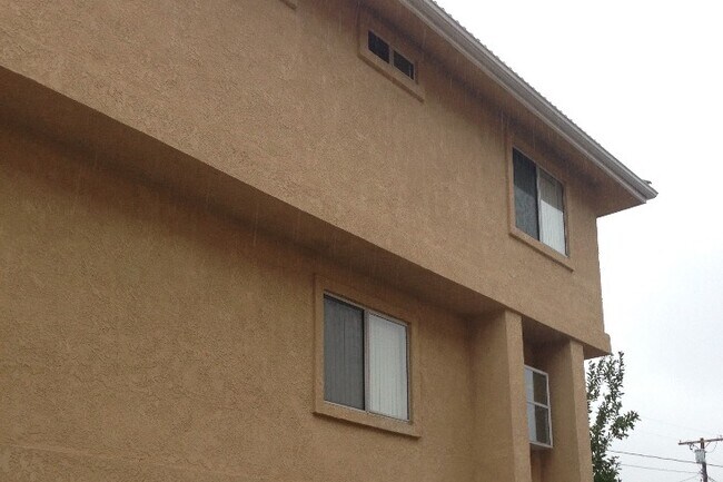 Photo - 4102 Rosemont Ave Unidad E