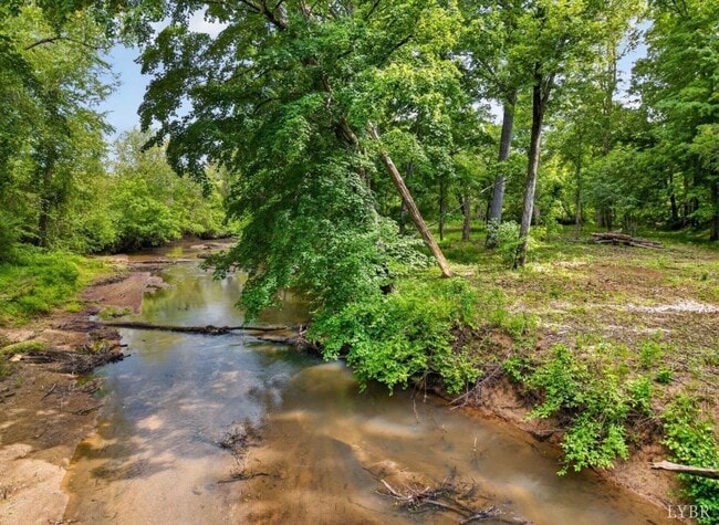 275 Fox Hill Rd