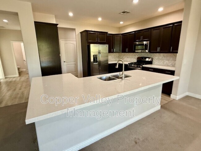 Photo - 2425 W Bronco Butte Trl