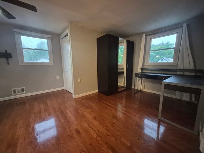 Photo - 11 Oakwood Terrace