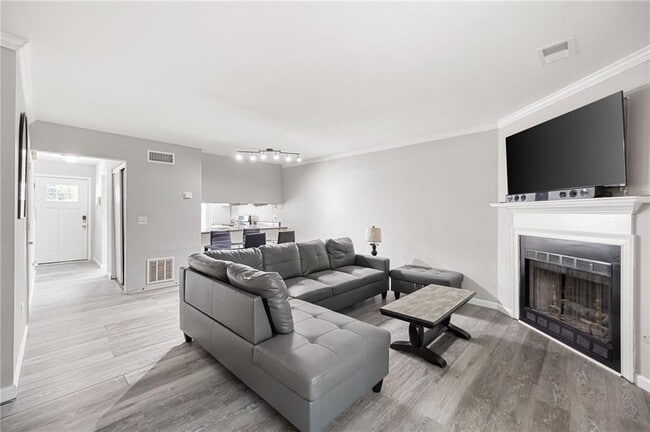 Photo - 1871 Grant Ct