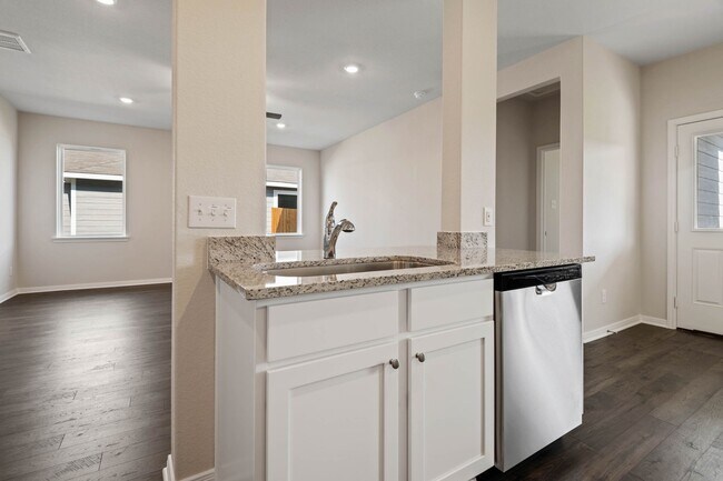 Photo - 15802 Berry Hl Dr