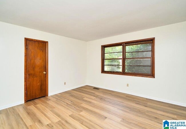 1321 Hatfield Ln