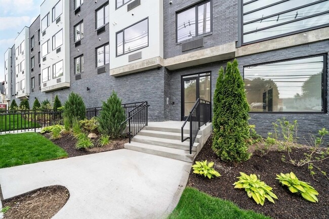 Building Photo - 3309 Liberty Ave Unit 304 Rental