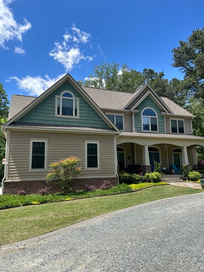 Photo - 145 VINCA Dr