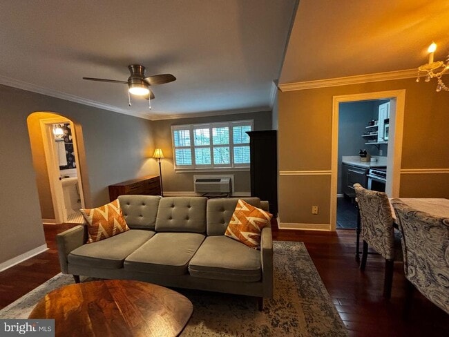 Photo - 820 S Washington St Unit 226