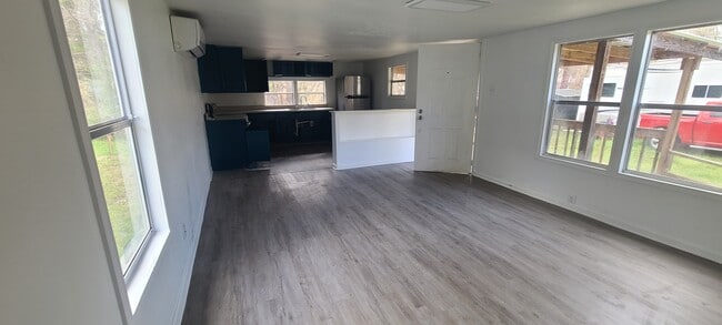 Photo - 11440 Underwood St