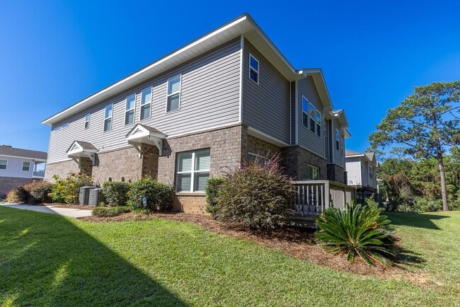 Photo - Ground-Floor Condo with Garage in Quail Ho...