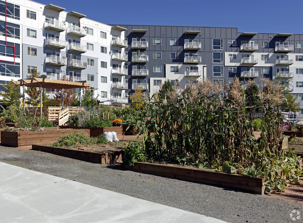 Photo - Residences at Creekside