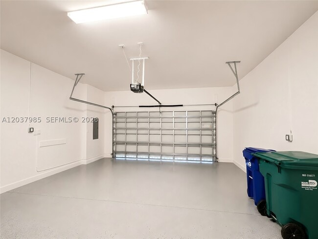 Photo - 8185 NW 42nd St