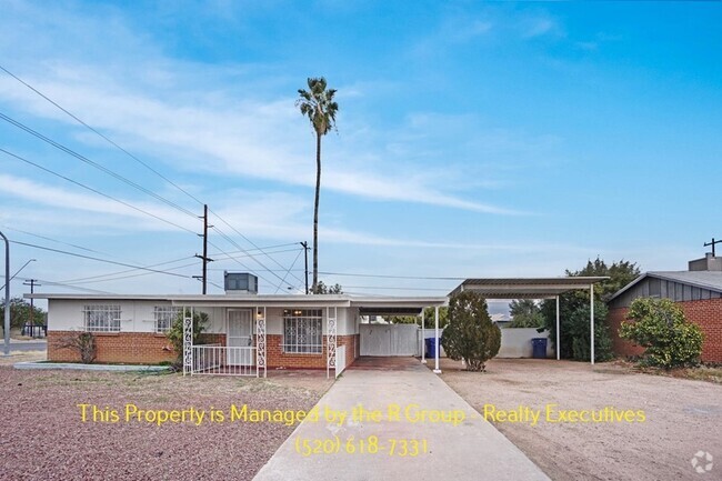 Building Photo - BRICK HOME ON A CORNER LOT!