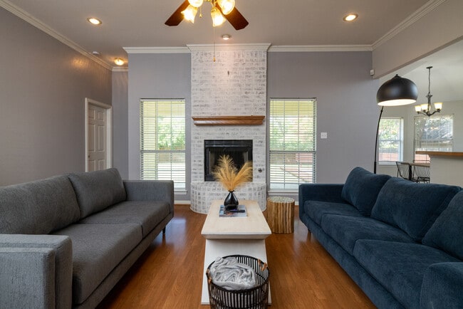 Photo - 2524 Coffey Dr