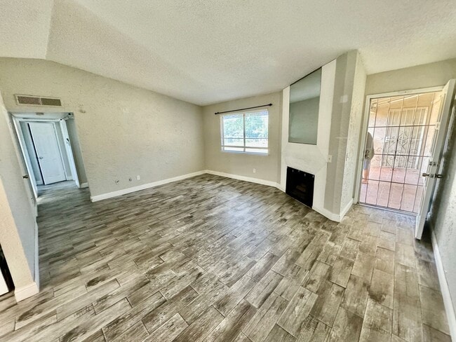 Photo - Spacious 2BD/2BTH with Private 2 Car Garag... Unit 205 (Austin)
