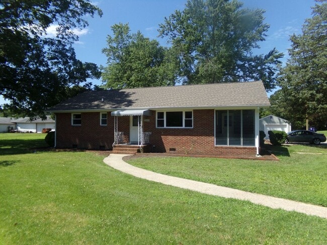 Building Photo - 3 Bedroom in Prince George County Rental