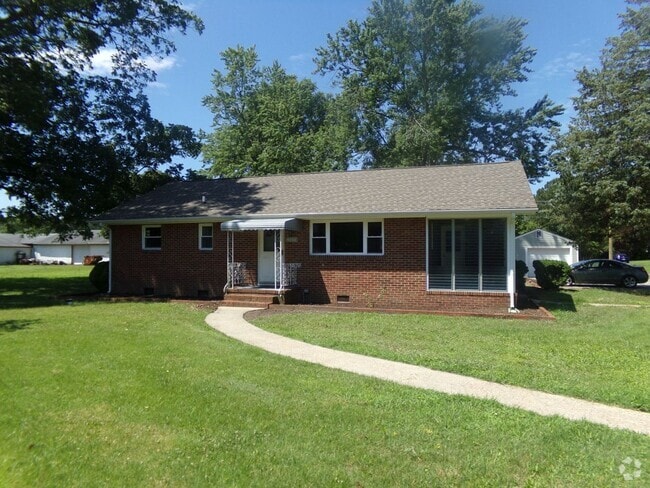 Building Photo - 3 Bedroom in Prince George County Rental