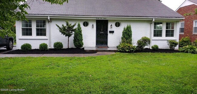 Photo - 2512 Gardiner Ln House