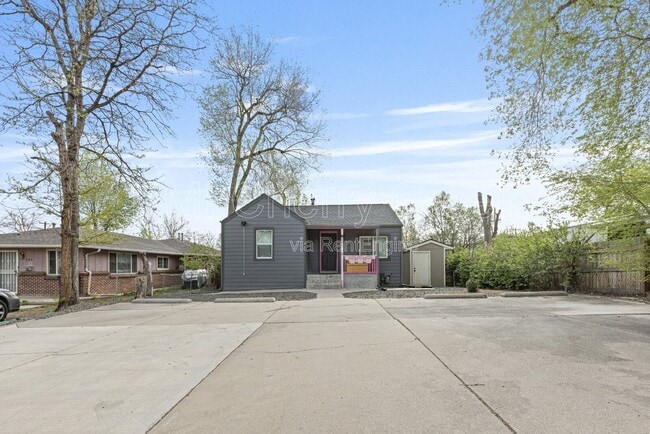 Photo - 156 S Newton St