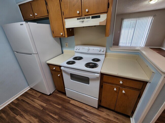 Photo - 8365 Country Walk Dr