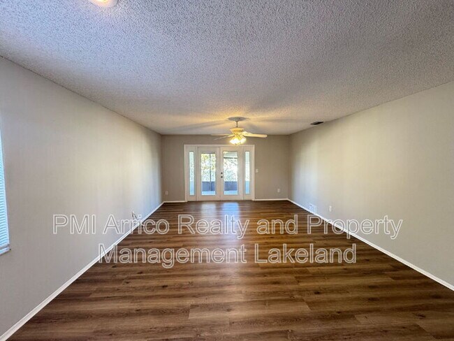 Photo - 6105 Morningdale Ave