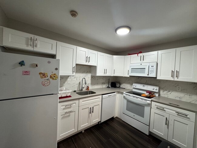 Photo - 261 Union St Apartment Unit 12