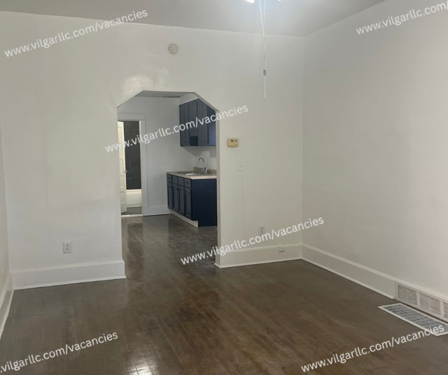 Photo - 4855 White Oak Ave Unit 1