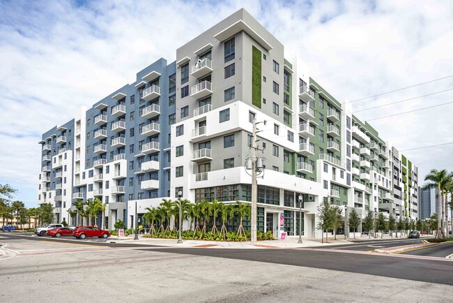 Photo - Lazul North Miami Beach Apartments