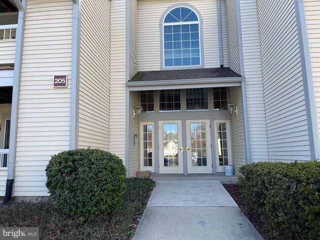 Photo - 205 Salem Ct Apartment Unit 2