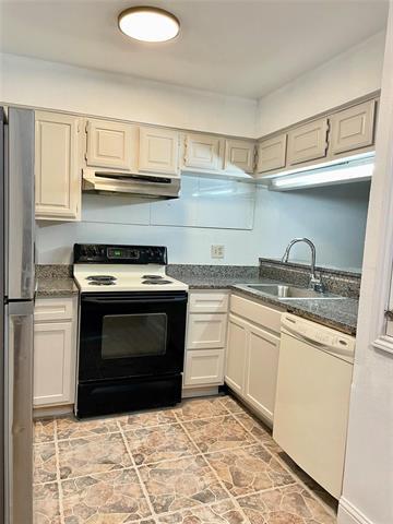 Photo - 8545 Midpark Rd Unit 11