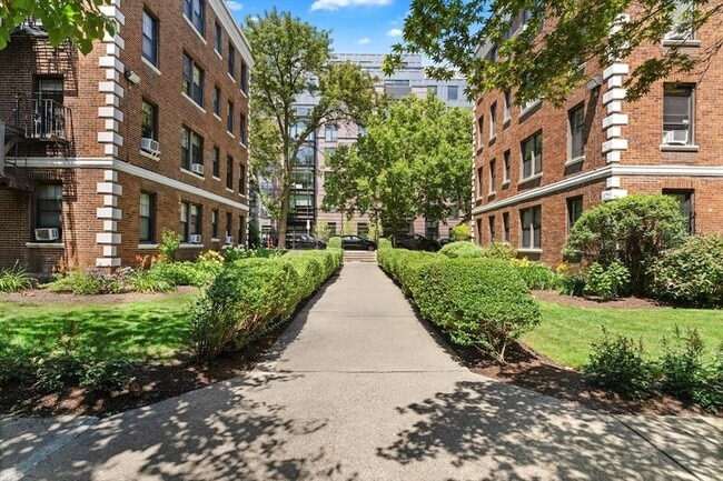 Photo - 66 Queensberry St Unidad 221