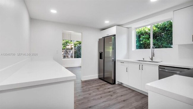 Photo - 1500 NE 13th Pl