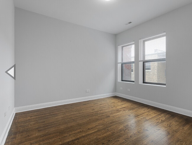 Photo - 7528 N Seeley Ave
