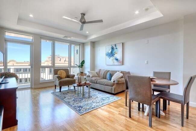 Photo - 100 Station Landing