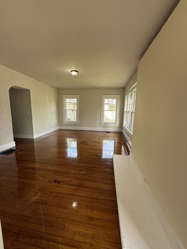 Photo - 1853 Princeton Ave SW