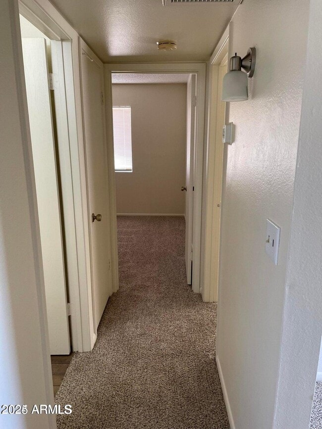 Photo - 585 W 20th Ave Unit 4