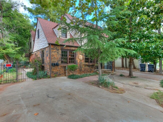 Photo - Miller Addition Tri-Plex - SJ Unit A - Main House
