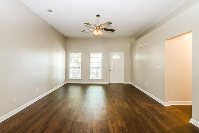 Photo - 9697 Tributary Cove