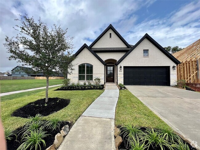 Building Photo - 10703 Kingston Spg Dr Rental