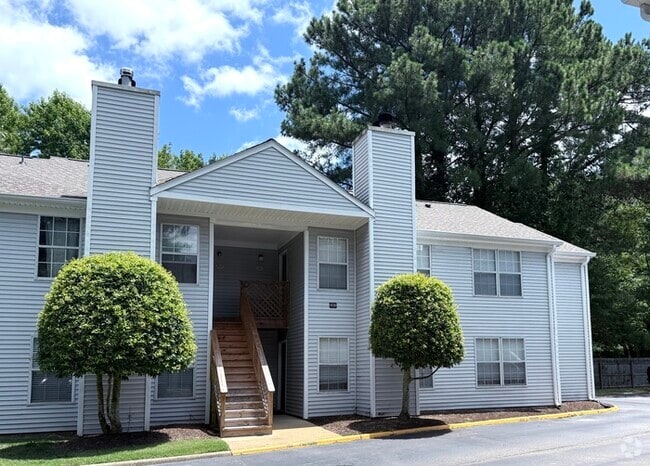 Building Photo - Charming 2Bed/2Bath Home with Modern Upgra...