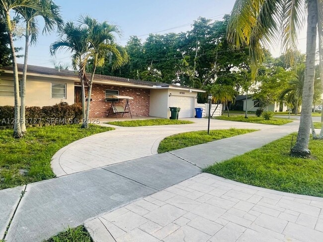 Building Photo - 6790 SW 10th St