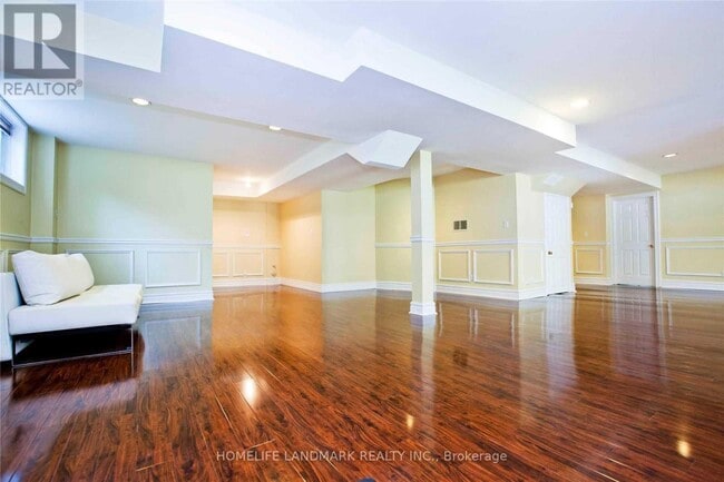 Photo - 252 Dunview Ave