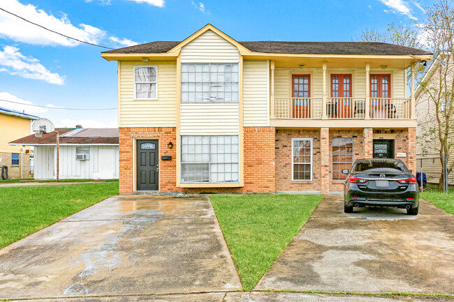 Photo - 569 Magnolia Dr Townhome