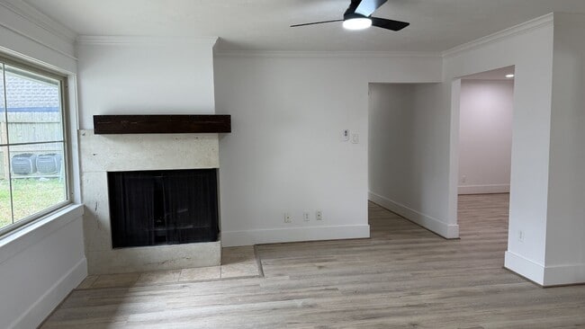 Photo - 1906 Shadow Bend Dr