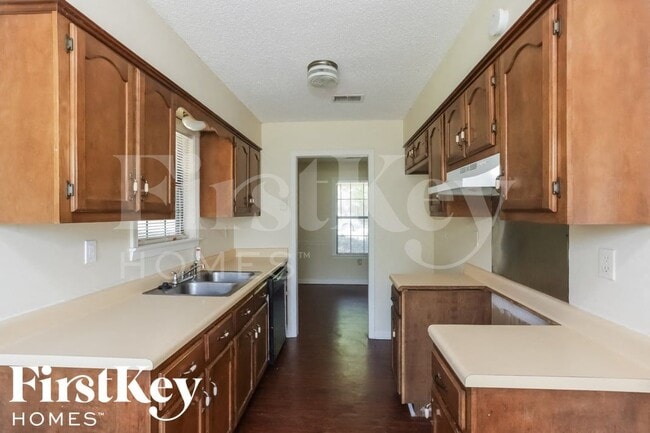 Photo - 4877 Summitridge Dr