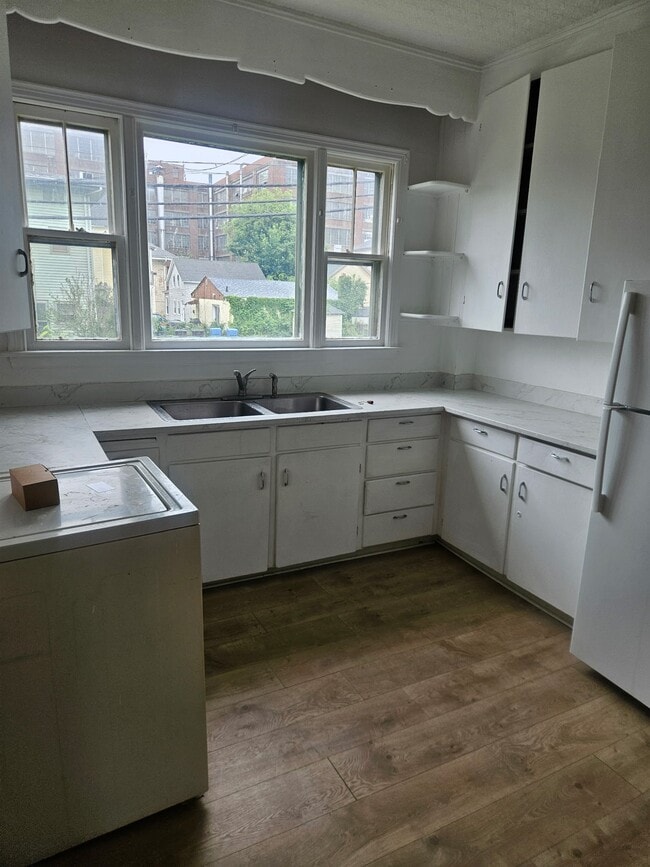 Photo - 164 Curtis St Unit 1F